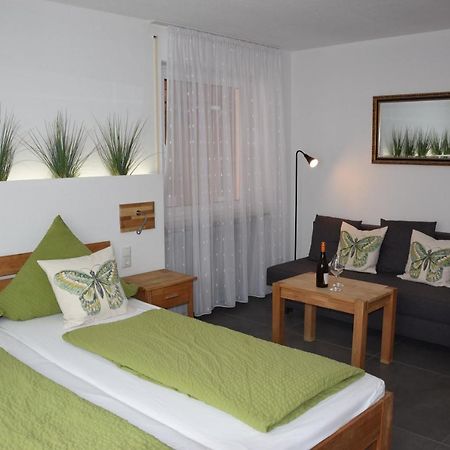 Hotel Weingut Manuel Sauer à Nordheim am Main Extérieur photo